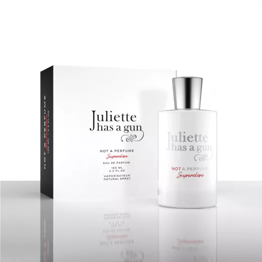 عطر جولييت هاز إيه غان نوت إيه بيرفيوم سوبردوس للنساء او دي بارفان 100 مل عطر نسائي يدوم طويلاً عطر جولييت هاز إيه غان نوت إيه بيرفيوم سوبردوس للنساء او دي بارفان 100 مل عطر نسائي يدوم طويلاً