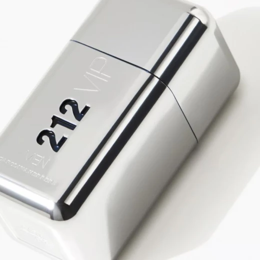 عطر كارولينا هيريرا 212 VIP NYC للرجال 3.4 أونصة عطر جذاب للرجال - كارولينا هيريرا - Image 3