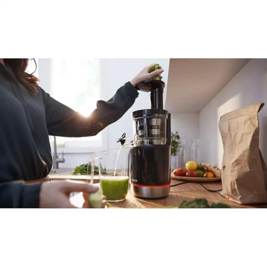 Bosch Lifestyle 1M 150-Watt Cold Press Slow Juicer (Black) - BOSCH - Image 3