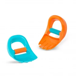 B. toys B. Claw Shovel Sand Diggers 18+ month