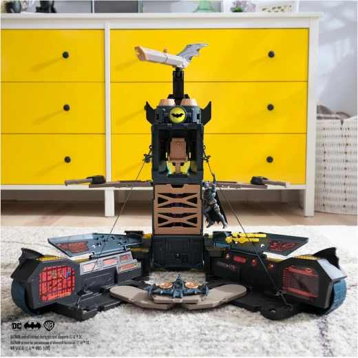 Spin Master Batman Ultimate Transforming Batmobile Playset 2 in1 Playset with Exclusive Figure, Glider, Lights & Sounds for Kids Aged 4+ - Spin Master - Image 10