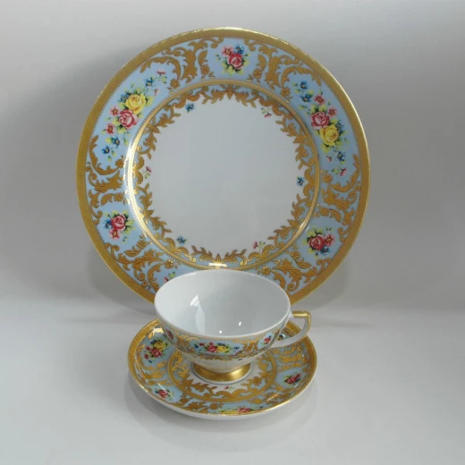 Falken Porzellan Dinner Set of 93 Pieces for 12 Person White Porcelain with Blue & Gold Pattern Falken Porzellan Dinner Set of 93 Pieces for 12 Person White Porcelain with Blue & Gold Pattern
