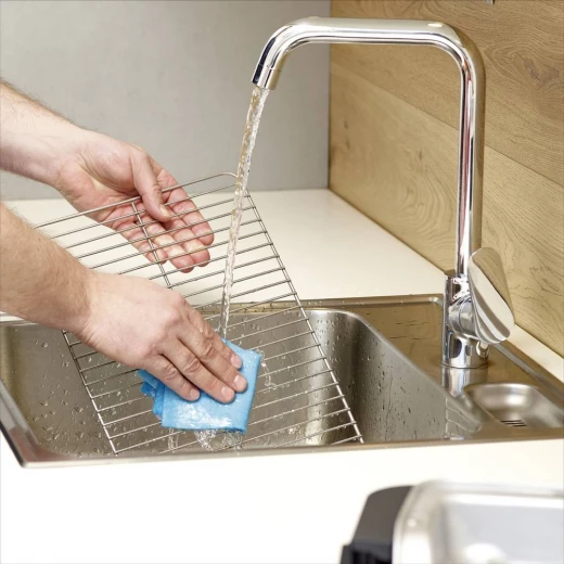 شواية طاولة من سيفيرين PG 8554 مع سلك، ترموستات قابل للتعديل بدون خطوات، باللون الأسود والفضي - سيفيرن - Image 3