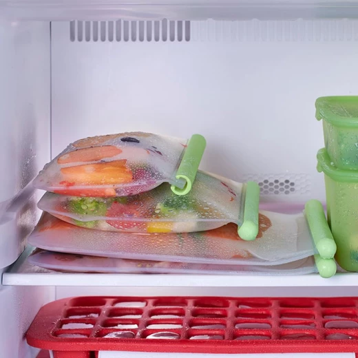 Lékué Reusable Flat Silicone Food Bag Set of 3 Pieces Transparent Leak-Proof, Flat, BPA-Free, Microwave & Dishwasher Safe - Lekue - Image 3