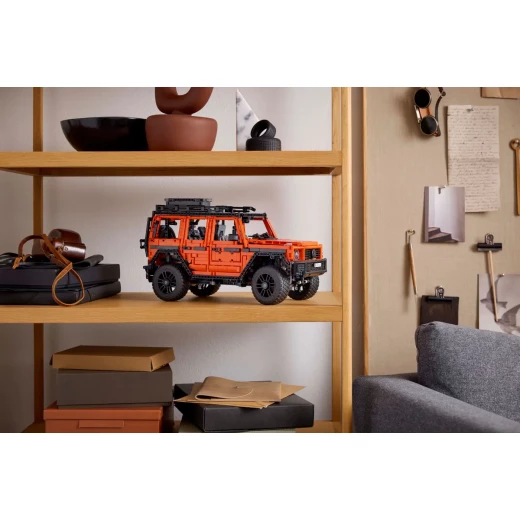 مجموعة بناء سيارة مرسيدس بنز جي 500 بروفيشنال لاين من تكنيك، سيارة جي واجن نموذجية هدية للبالغين، مركبة دفع رباعي ومركبات الطرق الوعرة، مقتنيات مرسيدس بنز وبضائعها، 42177 من ليغو - ليجو - Image 3