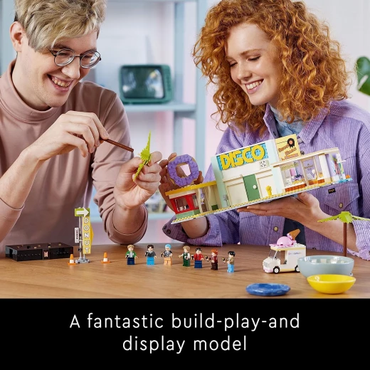ليغو Ideas – BTS داينامايت (رقم 21339) – طقم بناء مخصص للبالغين، وفكرة هدية رائعة لمحبي فرقة BTS، يشمل 7 شخصيات  لأعضاء فرقة الكيبوب الشهيرة: RM، جين، شوقا، جايهوب، جيمين، V، وجونغ كوك – من ليغو. - ليجو - Image 3