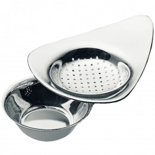WMF Tea Strainer With Holder 12 x 9,5 (cm) WMF Tea Strainer With Holder 12 x 9,5 (cm)