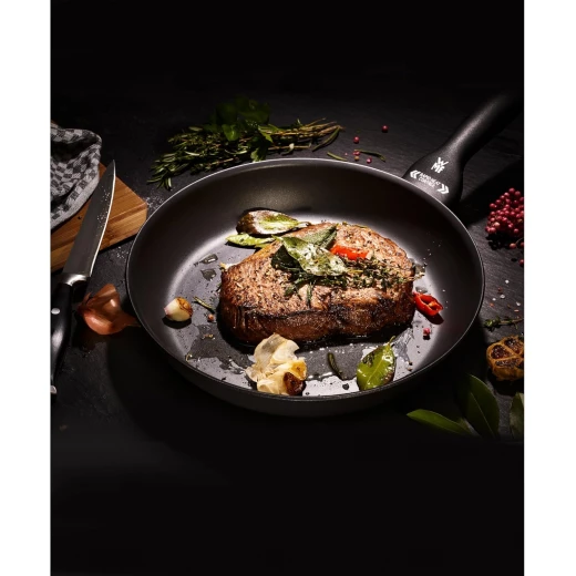 WMF Speed Profi Frying Pan 28 cm Multi-Layer Non-Stick Pan for All Hobs Including Induction Fast Heat Control, Even Cooking, PFOA-Free, Ergonomic Heat-Resistant Handle - WMF - Image 2