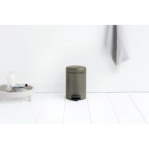 Brabantia NewIcon Pedal Bin 3L Platinum Soft Close Lid, Removable Plastic Inner Bucket, Supports Ocean Cleanup, 10-Year Guarantee Stylish Trash Can for Bathroom or Office - Brabantia - Image 6
