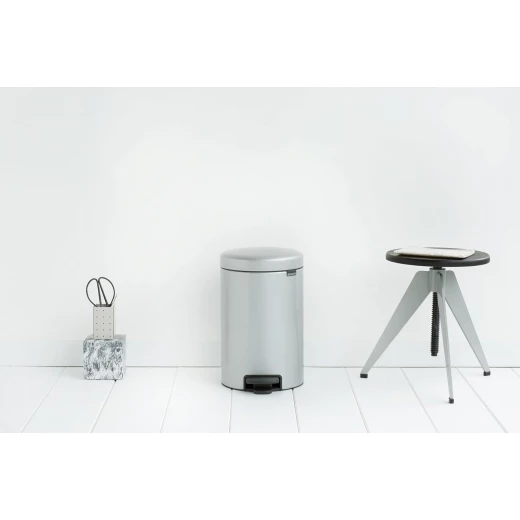 Brabantia NewIcon Pedal Bin 12L with Plastic Inner Bucket Soft Closing, Moss Metallic Grey Eco-Friendly, Quiet Operation, Supports The Ocean Cleanup - Brabantia - Image 3