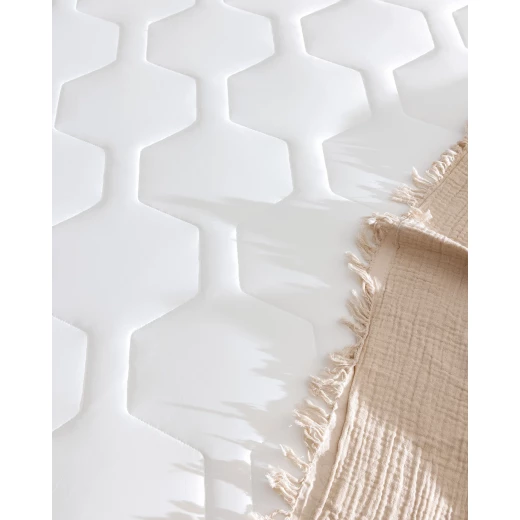 Madame COCO Antony Cool Single Plus Fitted Mattress Protector, Waterproof & Stain-Resistant, 100% Polyester, White, 120x200+35 cm, Elastic Corners for Easy Fit - Madame COCO - Image 3