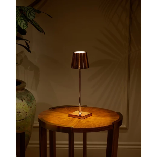 Madame COCO Bonar Touch-Sensitive Lampshade, Rose, Elegant Decorative LED Lighting for Cozy Living Spaces Madame COCO Bonar Touch-Sensitive Lampshade, Rose, Elegant Decorative LED Lighting for Cozy Living Spaces