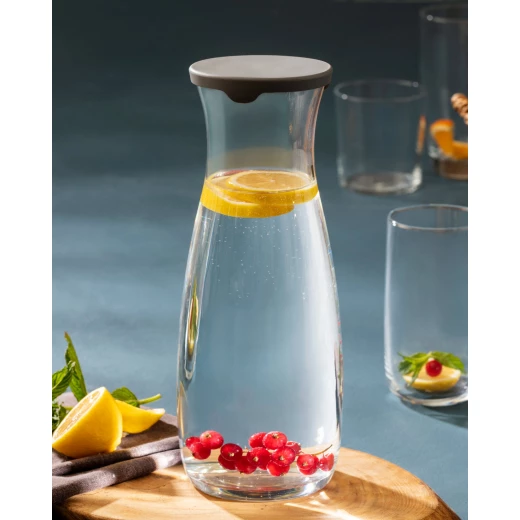 Madame Coco Diamanta Glass Carafe with Lid 1200ml, Elegant Single Water Jug, Classic Design for Serving Beverages Madame Coco Diamanta Glass Carafe with Lid 1200ml, Elegant Single Water Jug, Classic Design for Serving Beverages