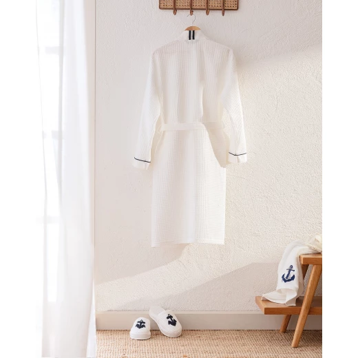 طقم روب كيمونو وشباشب مارتي للجنسين أبيض، 100% قطن ناعم وامتصاص عالي (مقاس L-XL) من مدام كوكو - مدام كوكو - Image 2