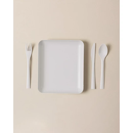 Madame COCO Camilla Picnic Set Ecru, Durable Plastic Tableware, Includes 6 Plates, Glasses, Forks, Spoons & Knives, Compact 32x24x10 cm Box - Madame COCO - Image 2