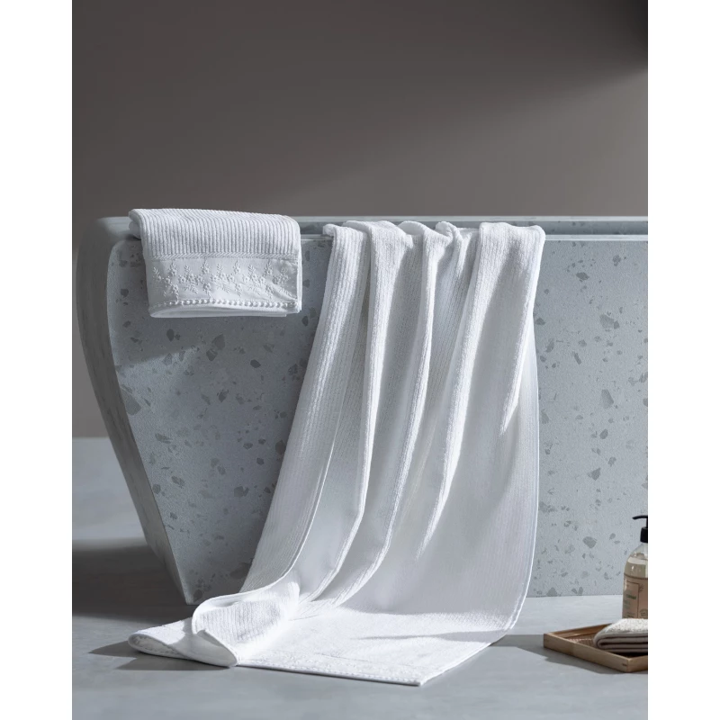 طقم مناشف مدام كوكو كاتالين 50×90 + 80×160 سم – طقم مناشف قطنية أنيق وذو امتصاص عالي للاستخدام اليومي والحمام - مدام كوكو