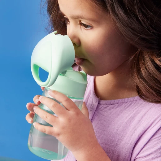 b.box Junior Bottle with Straw, 380ml Leak-Proof Toddler Water Bottle, BPA-Free, Easy-Clean, Push-Button Lid, For Kids 12 Months+ Spearmint - B.Box - Image 4