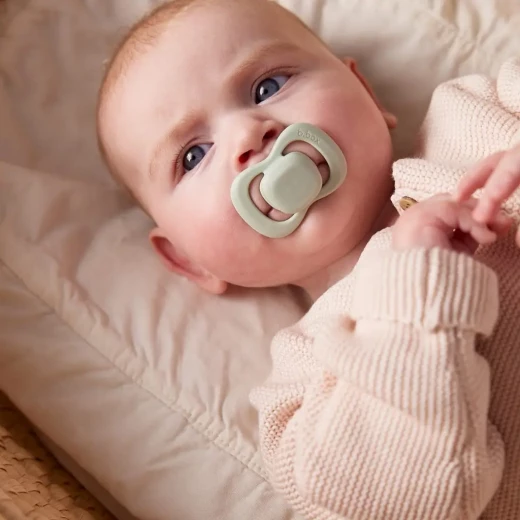 b.box Natural Rubber Pacifiers 0–6 Months, 2-Pack with Protective Cover, Soft sage/vanilla Colors, BPA-Free, Natural Latex Nipple, For Breastfed Babies - B.Box - Image 16