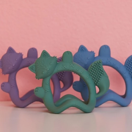 b.box Wrist Teether (Sage), Food-Grade Silicone Baby Teething Bracelet, Multi-Texture, Lightweight, Easy-Grip, Soothes Gums, Dishwasher & Steriliser Safe - B.Box - Image 3