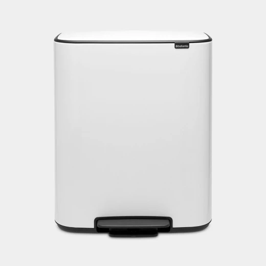 سلة مهملات Bo Pedal Bin بسعة 60 لتر – تصميم أبيض أنيق مع أداء عملي وهادئ من برابنتيا سلة مهملات Bo Pedal Bin بسعة 60 لتر – تصميم أبيض أنيق مع أداء عملي وهادئ من برابنتيا
