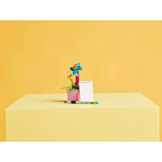 LEGO Creator Typewriter with Flowers 3-in-1 Set – 363 Pieces – Buildable Decorative Toy for Kids & Adults - LEGO - Image 2