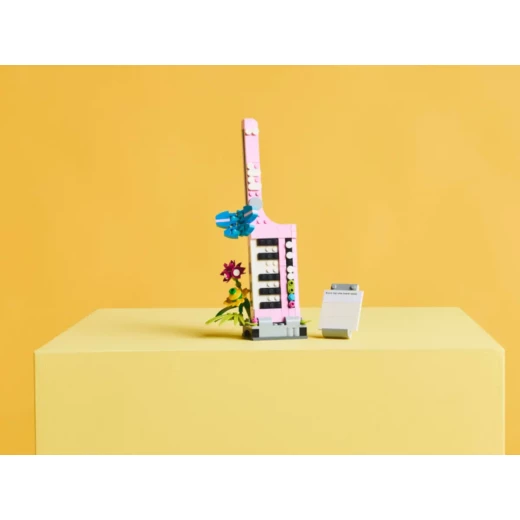 LEGO Creator Typewriter with Flowers 3-in-1 Set – 363 Pieces – Buildable Decorative Toy for Kids & Adults - LEGO - Image 3