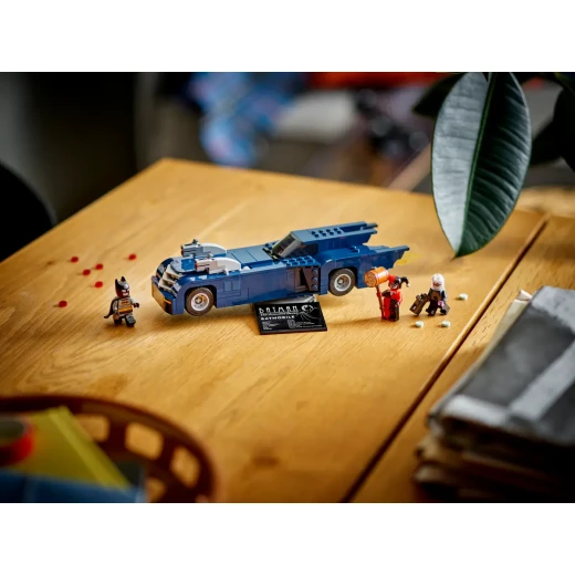 LEGO Batman with Batmobile vs. Harley Quinn Set – Action-Packed Superhero Building Toy for Kids - LEGO - Image 2