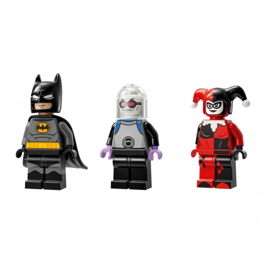 LEGO Batman with Batmobile vs. Harley Quinn Set – Action-Packed Superhero Building Toy for Kids - LEGO - Image 6