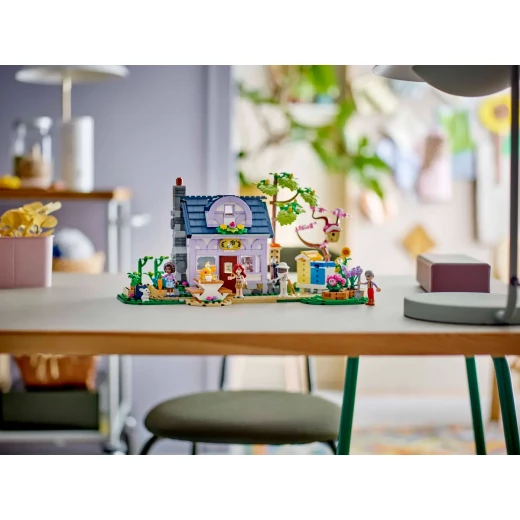 LEGO Friends Beekeepers' House and Flower Garden Set 42669 – Creative Nature-Themed Toy for Kids - LEGO - Image 3