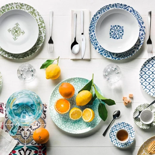 طقم عشاء Guzzini Le Maioliche من البورسلين الأخضر 18 قطعة - غوزيني - Image 2