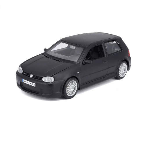 Maisto VW Golf R32 1:24 Scale Model Car - Matte Black
