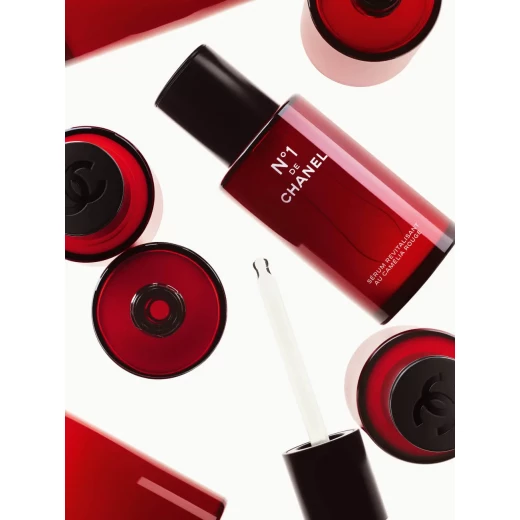 Chanel N°1 De Chanel Revitalizing Serum - Anti-Aging Skincare - Chanel - Image 3