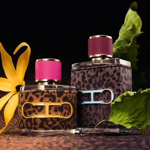 عطر كارولينا هيريرا سي اتش وايلد لوف او دي بارفان 100 مل عطر نسائي زهري حمضي - كارولينا هيريرا - Image 2