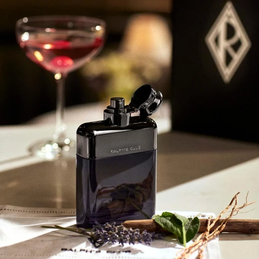 عطر رالف لورين رالفز كلوب أو دو بارفان كولونيا للرجال 100 مل: عطر خشبي عطري مع المريمية والخزامى وخشب الأرز - رالف لورين - Image 8