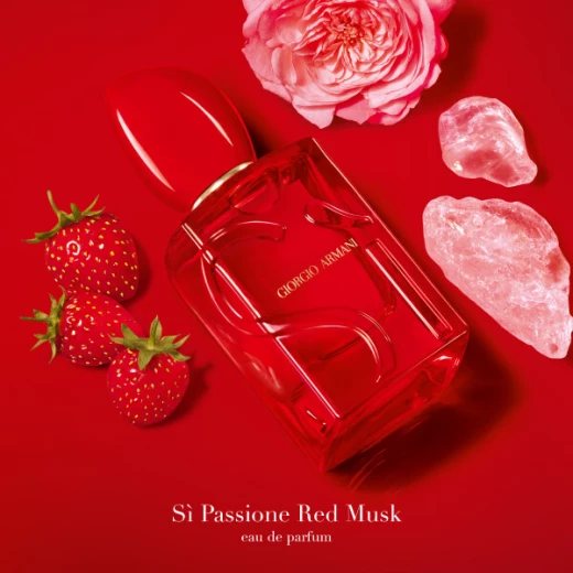Giorgio Armani Si Passione Red Musk Eau De Parfum 50ml Women's Floral Fragrance Captivating Scent - Giorgio Armani - Image 3