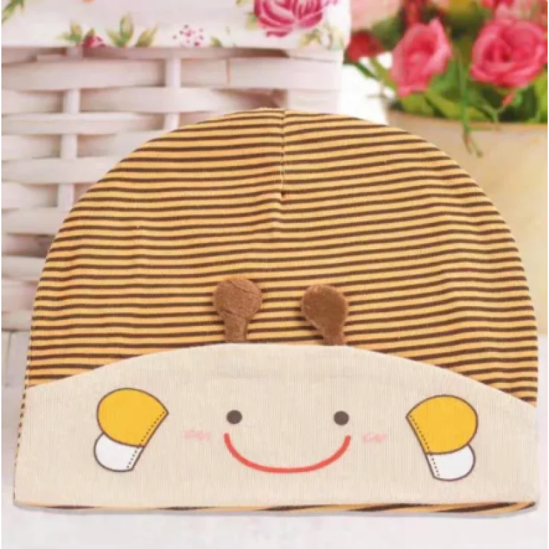Cute Baby Hat | Yellow Bee Design Cap for Infants and Toddlers | Soft & Comfortable Cotton Material | Fits 6 to 36 Months | Adorable Unisex Baby Accessory