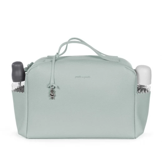 Pasito a Pasito Icon Green Diaper Bag: Stylish and Functional Baby Bag with 6 Internal Pockets, 37x25x15cm, Includes Changing Mat and Bottle Holder, Perfect for Parents On The Go - Pasito a Pasito - Image 2
