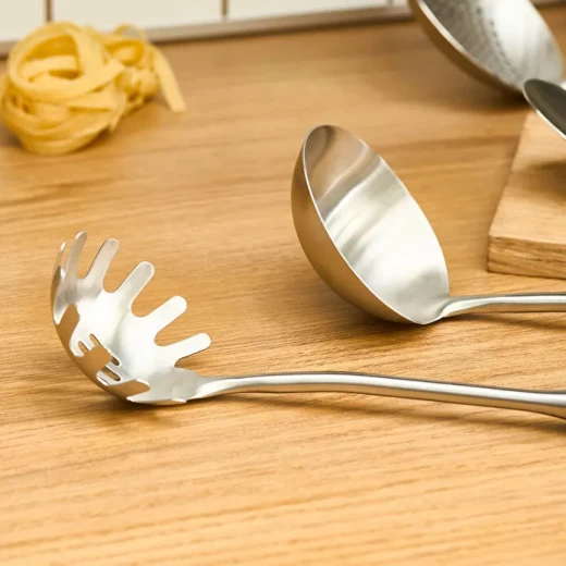 ملعقة غرف من الستانلس ستيل كاراجا فيورا، 35.2 سم، أداة مطبخ - كراجا - Image 2