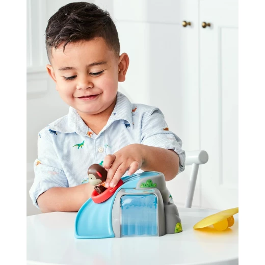 Skip Hop Zoo Outdoor Adventure Playset Featuring Marshall Monkey 4 Piece Set Includes Water Table, Umbrella, and 2 Animal Figures Ideal for Toddlers and Young Children - Image 7