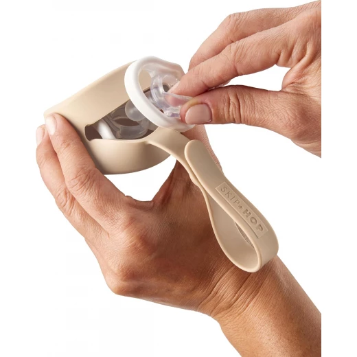 Skip Hop Silicone Pacifier Holder Oat, BPA Free, Dishwasher Safe - Image 4