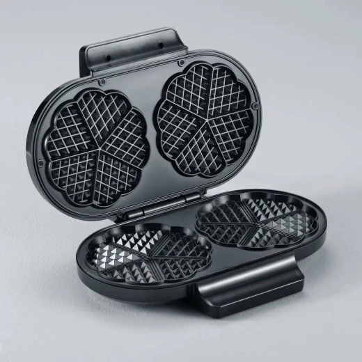 Severin WA 2106 Waffle Maker Black Non Stick Coating 1200W Makes 2 Large Waffles Easily Cleaned Compact Design Perfect for Family Breakfasts and Desserts - Severin - Image 3