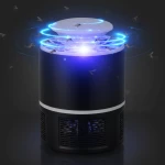 جهاز كهربائي لقتل البعوض مزود بمصباح مصيدة، يعمل بمنفذ USB بدون مواد كيميائية، مزود بمحفز ضوئي للأشعة فوق البنفسجية وطارد للحشرات والذباب مع مروحة شفط للاستخدام المنزلي الداخلي - أسود - لولو شوب الكترونيات