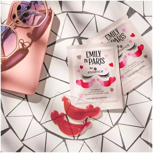 Essence Emily In Paris Hydrogel Eye Patches Hydrating, Heart Shaped, 01, 1 Pair - Image 3