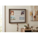 برواز خشبي بني فاخر مقاس 55×54 سم، تصميم كلاسيكي أنيق يضيف لمسة دافئة وراقية لديكور المنزل مصنوع من مواد عالية الجودة لضمان المتانة وطول الاستخدام، مثالي لعرض الصور واللوحات التذكارية وتزيين الجدران بأسلوب بسيط وجذاب - منزل لولو شوب