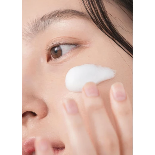 Celimax Derma Nature Relief Madecica pH Balancing Foam Cleanser 150ml, Gentle Face Wash - Image 4
