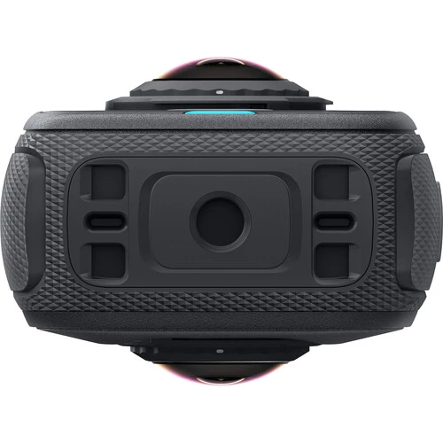 كاميرا Insta360 X4 Air 360 درجة حزمة قياسية سوداء فيديو 8K و 5.7K فيديو 360 درجة مقاومة للماء حتى 10 أمتار مثالية للسفر والرياضات - انستا 360 - Image 3