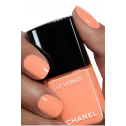 Chanel Le Vernis Longwear Nail Colour 13ml Collection, High Shine Finish, Chip Resistant Formula, Iconic Chanel Shades, Perfect Manicure, Professional Quality, Easy Application