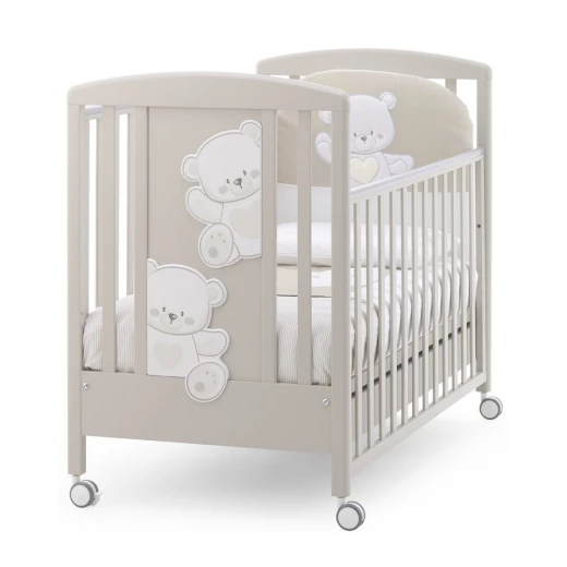 La Casa del Bebè Premium Baby Welcome Package with Italbaby Jolie Crib and Foppapedretti Trio La Casa del Bebè Premium Baby Welcome Package with Italbaby Jolie Crib and Foppapedretti Trio