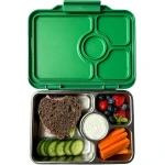 علبة طعام Yumbox Prêt المصنوعة من الفولاذ المقاوم للصدأ والمانعة للتسرب (لون أخضر دبلن) | خفيفة الوزن، صغيرة الحجم، متينة، مناسبة للساندويتشات - يومبوكس