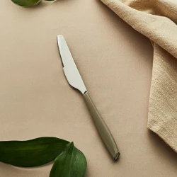 Karaca Lincoln Dinner Knife Cream, Elegant and Durable Table Knife Designed for Main Meals, Perfect for Daily Use and Special Occasions